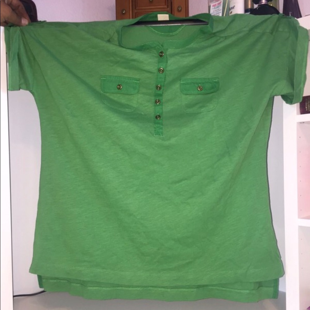 Green Short Sleeved Top